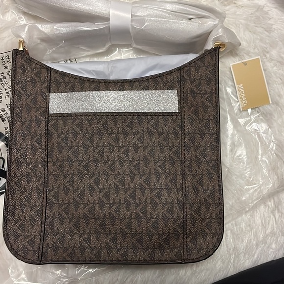 Michael Kors, Briley small messenger, Crossbody bag in brown with tan strap, new - Picture 9 of 11